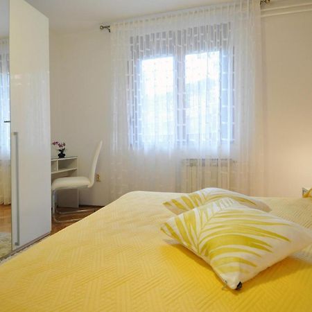 Apartman Lory Pula Extérieur photo