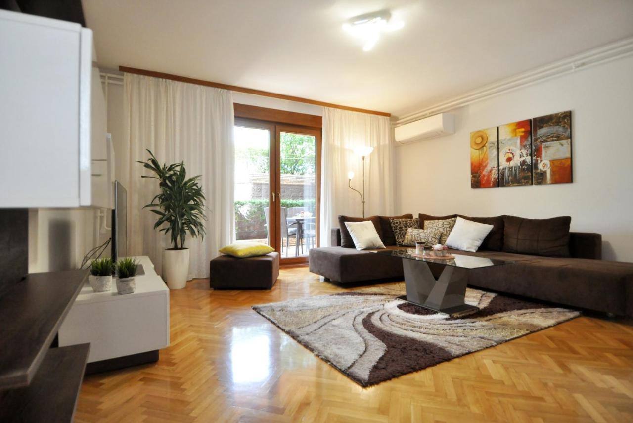 Apartman Lory Pula Extérieur photo