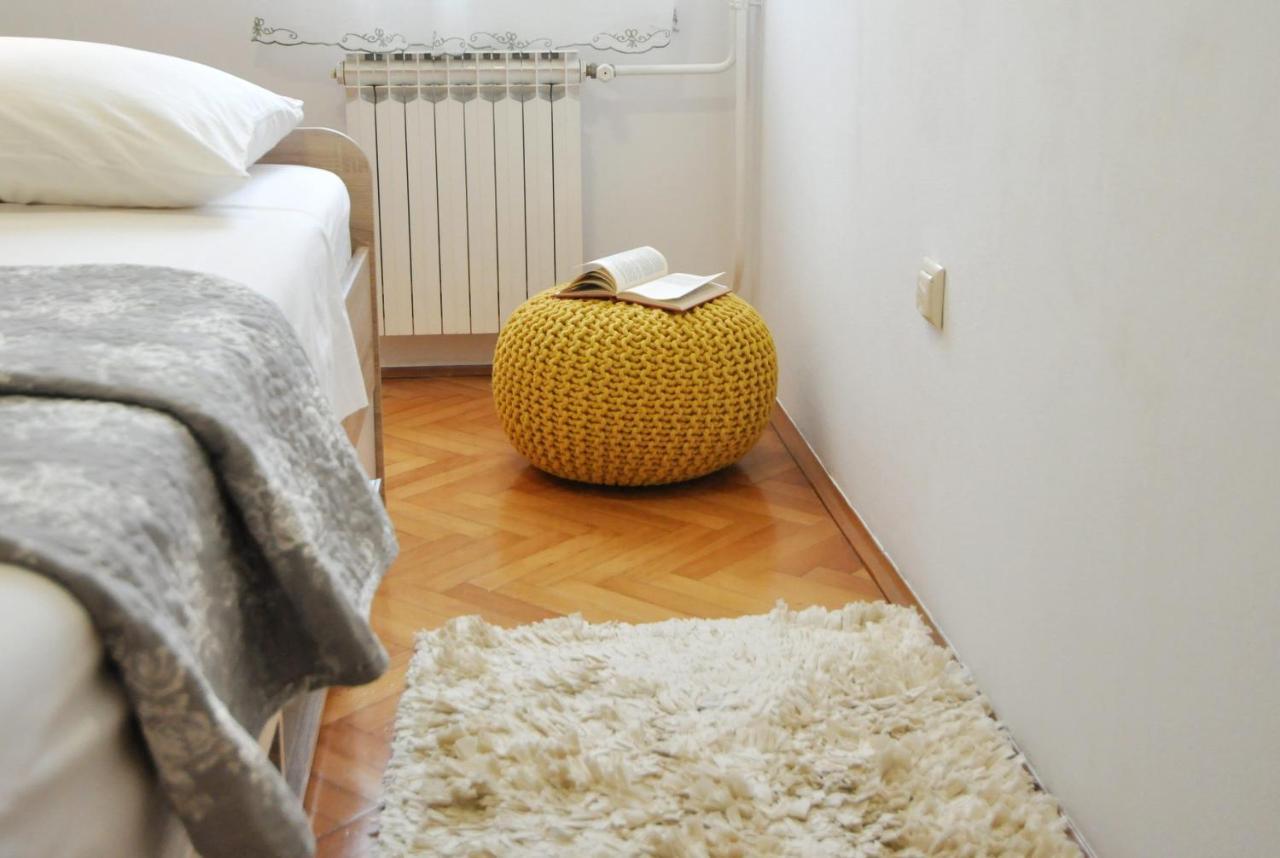 Apartman Lory Pula Extérieur photo