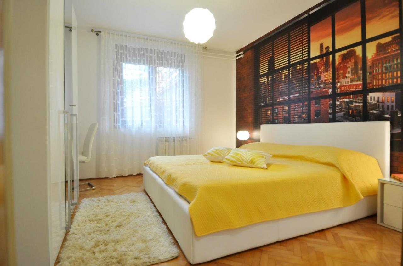 Apartman Lory Pula Extérieur photo